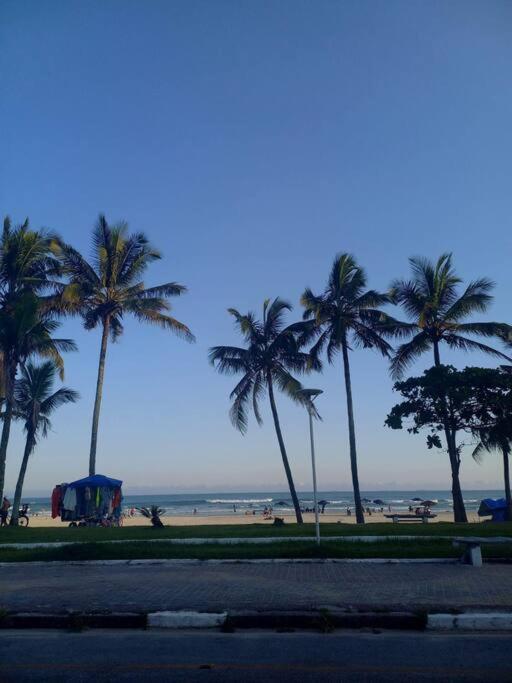 Apartamento 500M Da Praia Enseada, Guaruja Bagian luar foto